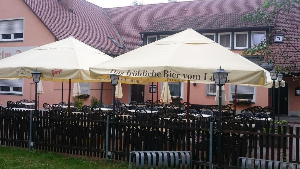 Gasthof Wilhelm Tell Fremdenzimmer Цирндорф Экстерьер фото